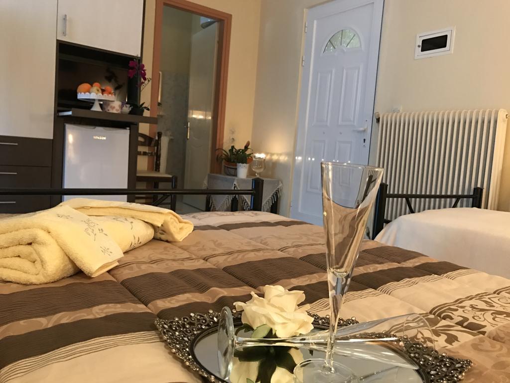 Corali Hotel Menidion Bagian luar foto